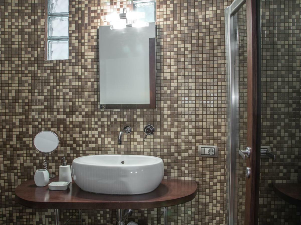 Bed and Breakfast Antichi Ricordi Aci SantʼAntonio Exterior foto