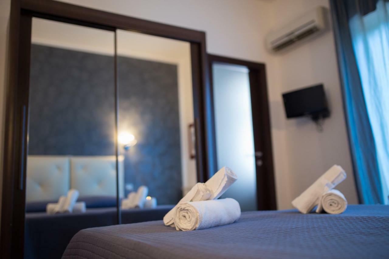 Bed and Breakfast Antichi Ricordi Aci SantʼAntonio Exterior foto