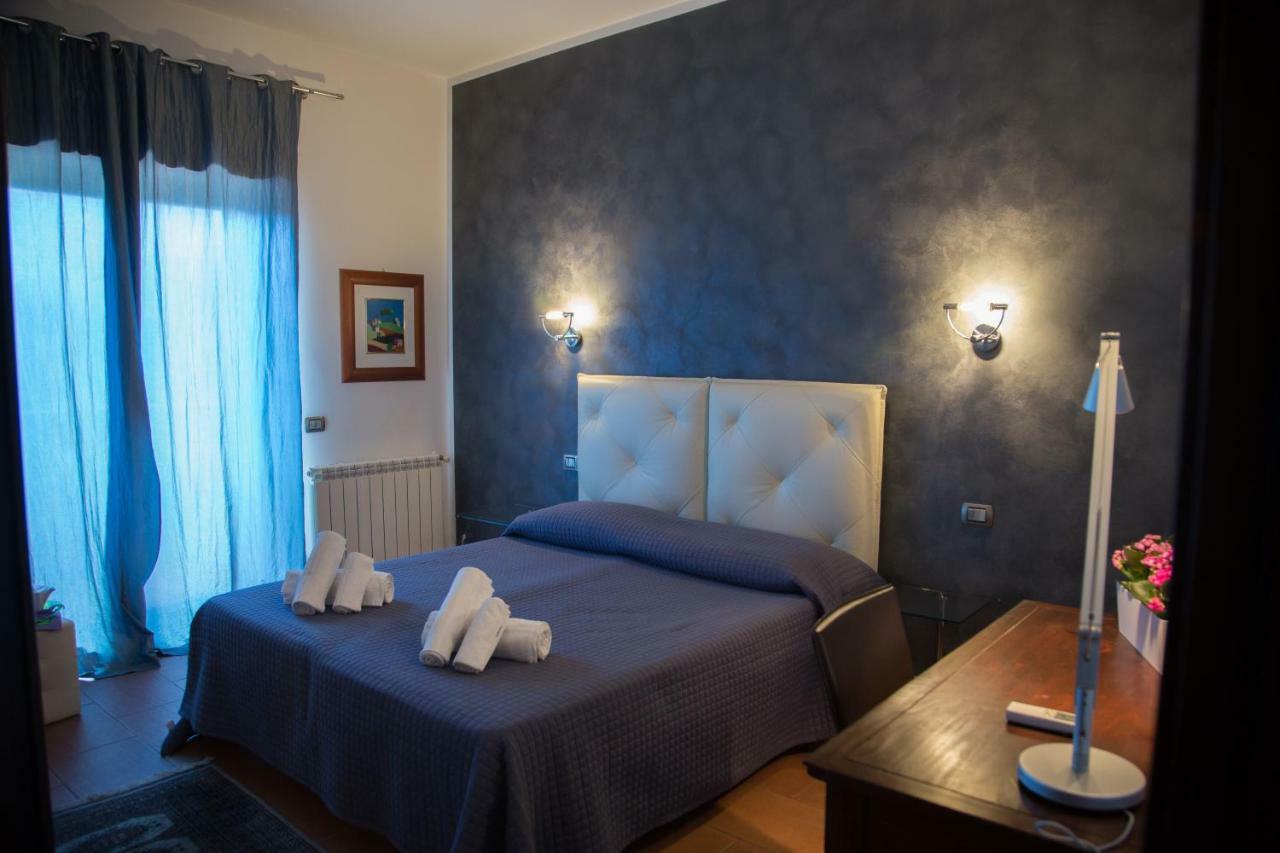 Bed and Breakfast Antichi Ricordi Aci SantʼAntonio Exterior foto